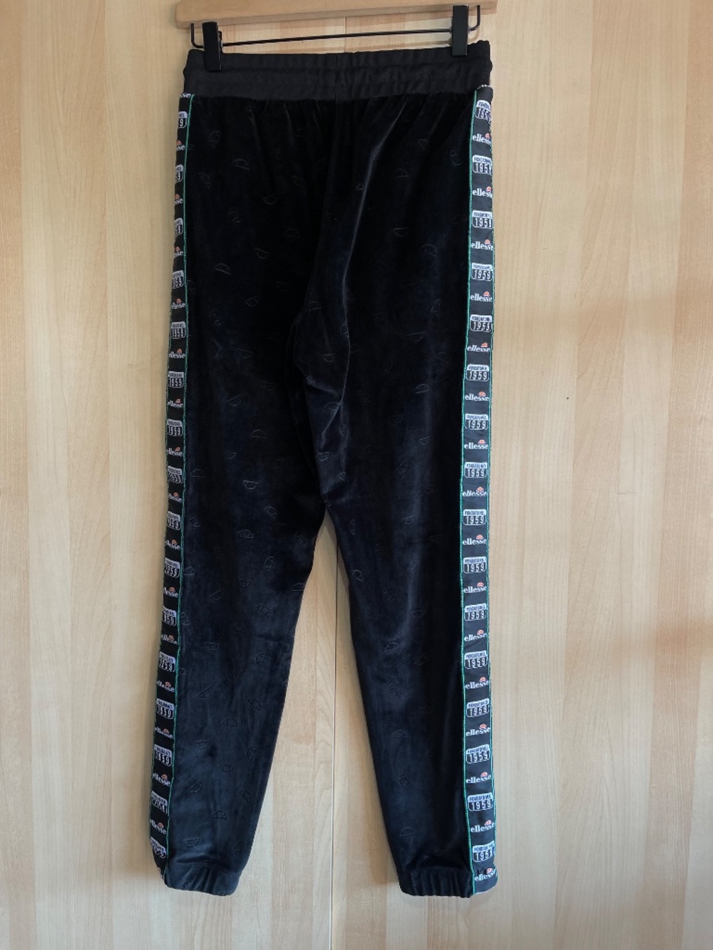 Rare Ellesse Black Velour Track Pants with Logo Patch Y2K - Picture 2 of 10